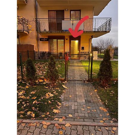 Studio One Ogrodek I Parking 乔左维尔考普尔斯基 外观 照片